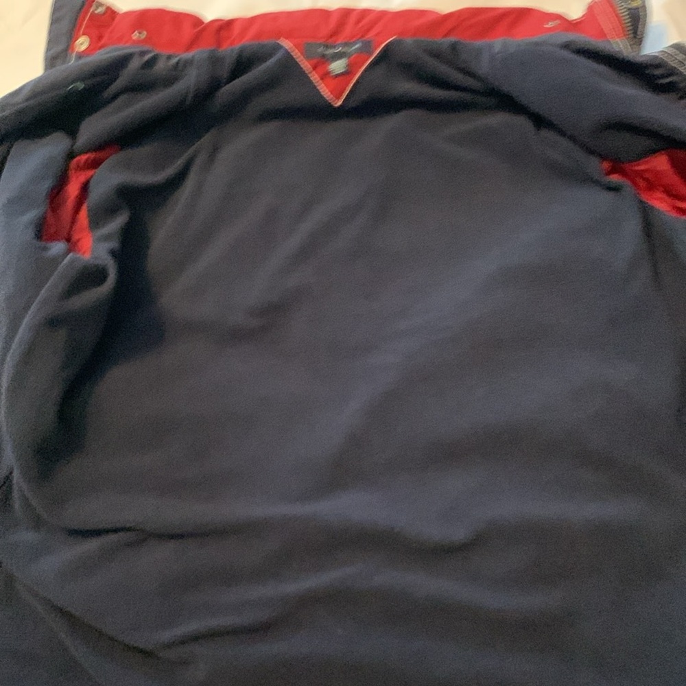 Tommy Hilfiger Jacket with Concealed Hood, size medium. Like Garnet in color - Picture 13 of 16